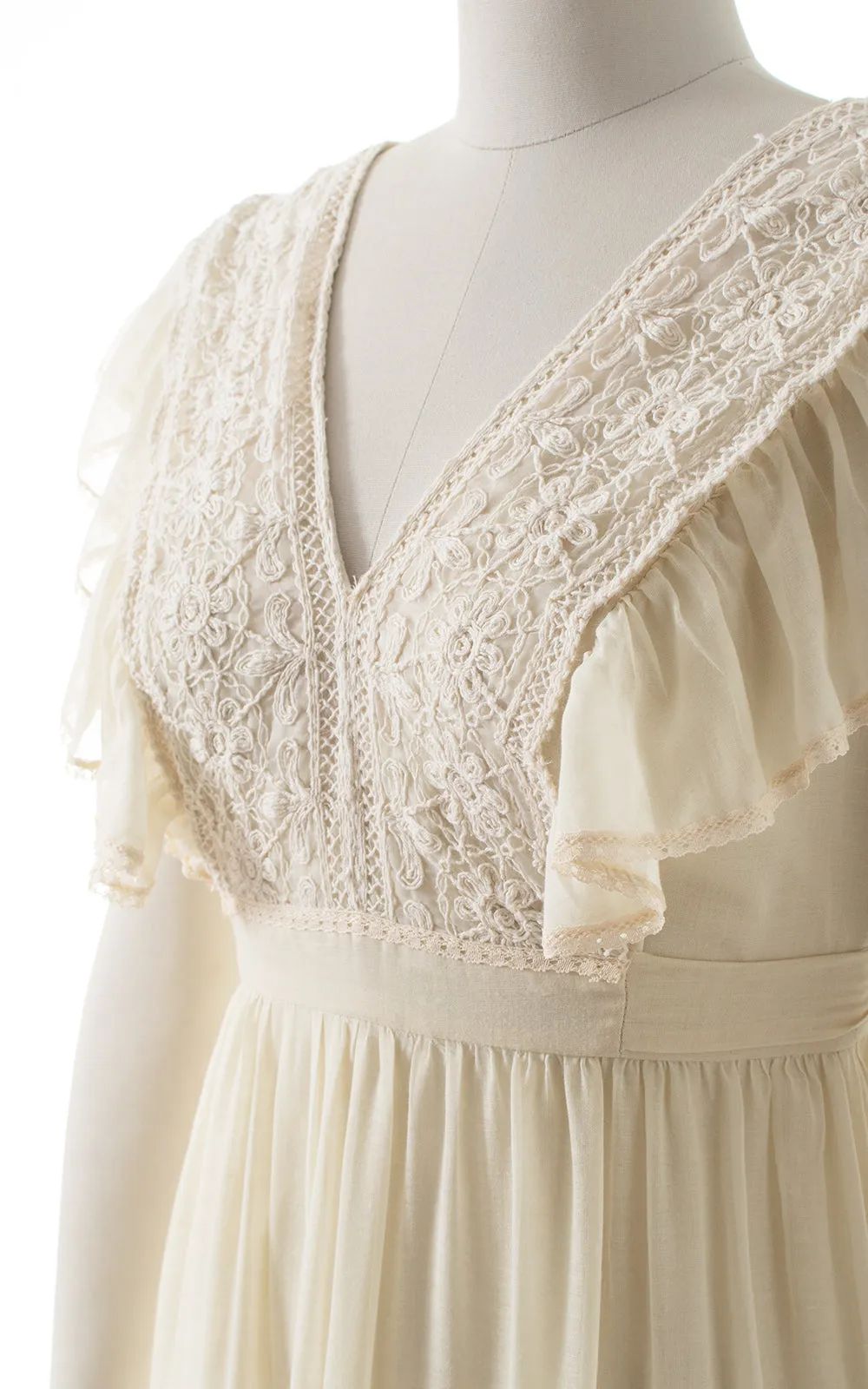 1970s Floral Crochet & Ruffled Maxi Dress | small