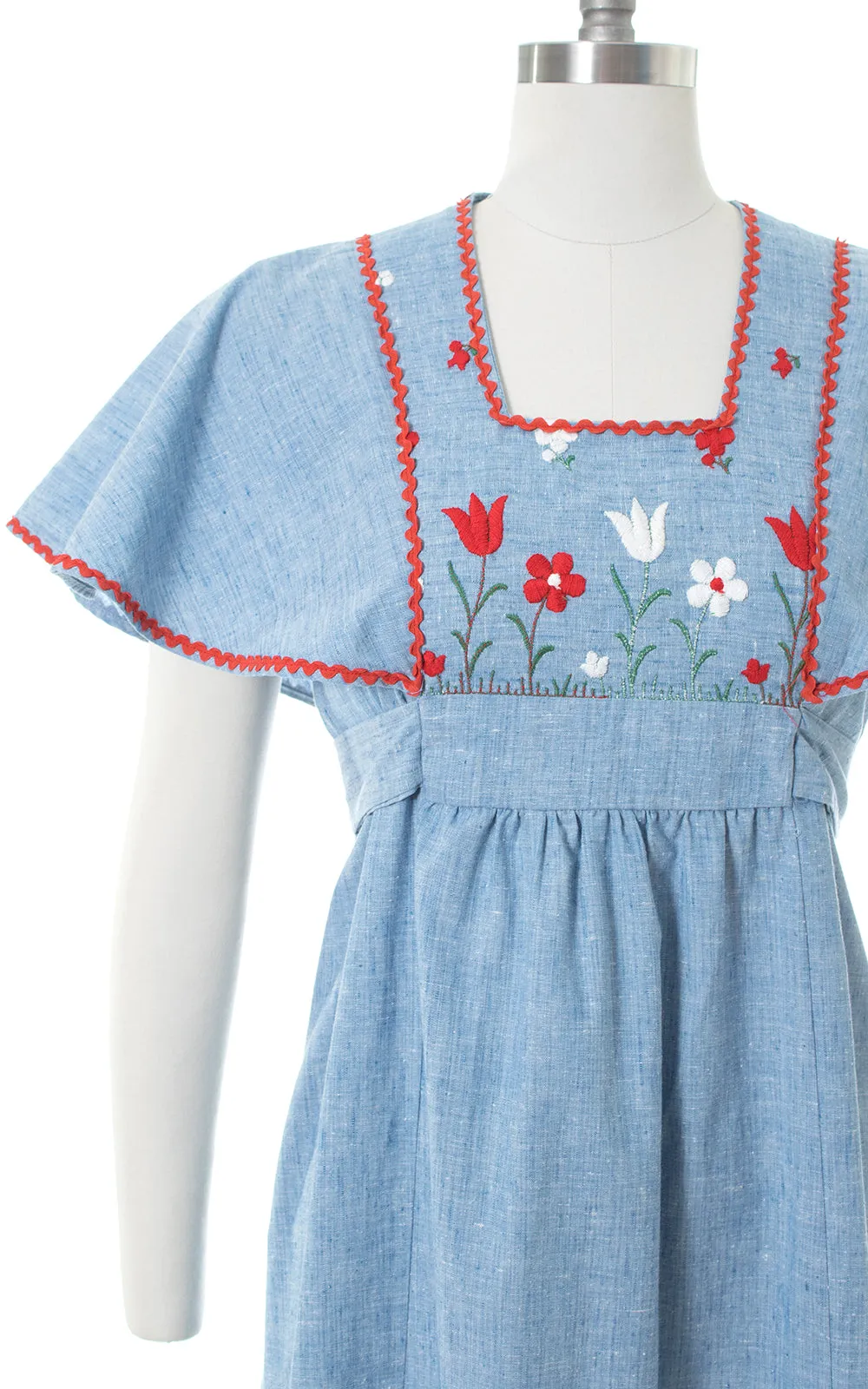 1970s Floral Embroidered Chambray Flutter Sleeve Maxi Dress | small