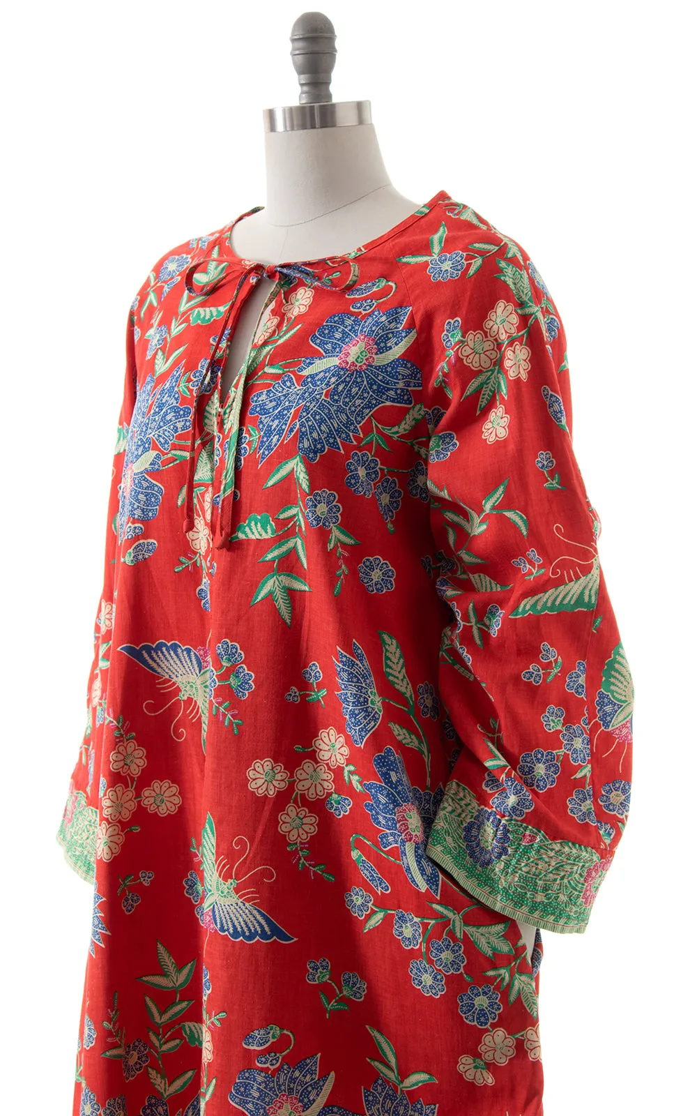 $65 DRESS SALE /// 1970s Floral Butterfly Cotton Maxi Dress with Pockets | medium