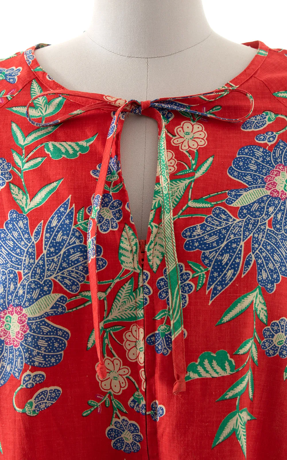 $65 DRESS SALE /// 1970s Floral Butterfly Cotton Maxi Dress with Pockets | medium